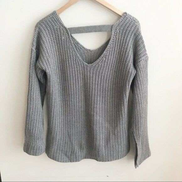 Pink Rose Women's Sz. L Gray V Neck Cable Knit Sweater - Picture 2 of 7